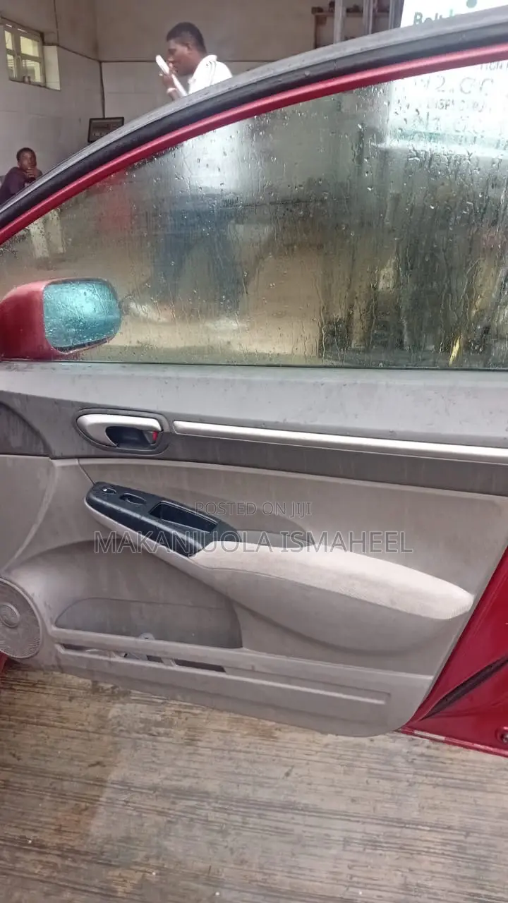 Honda Civic 2006 Red