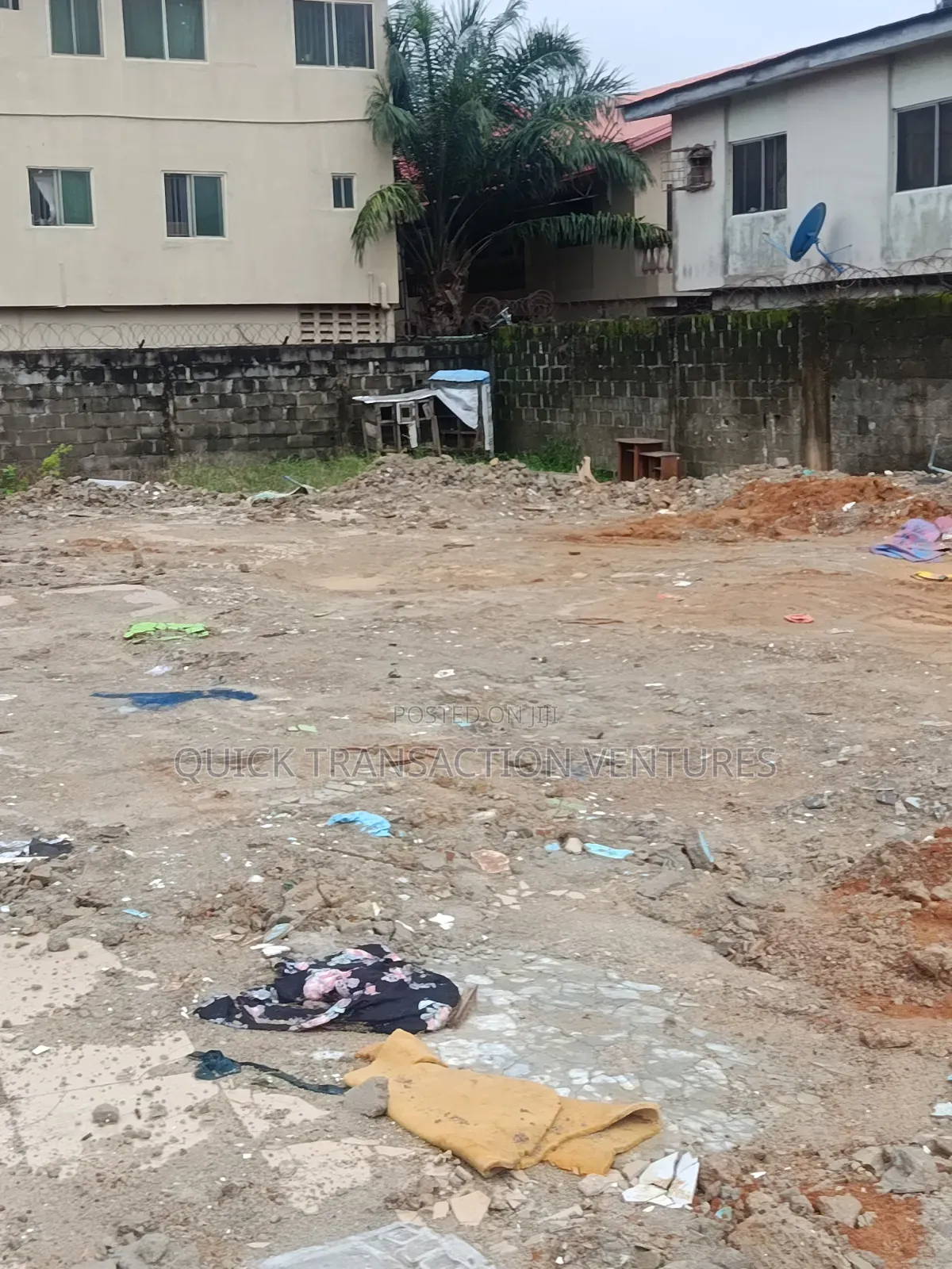 700 SQM of Land,Fenced Round With Gate on the Interlocked Road