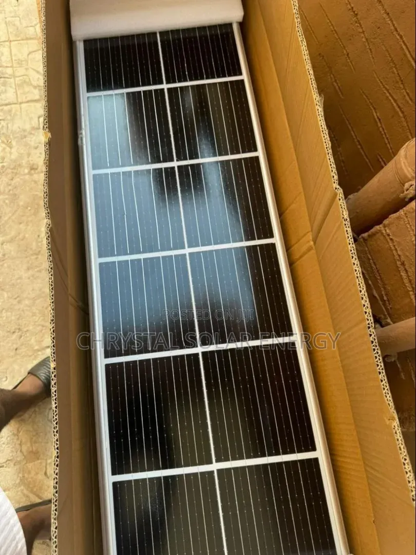 8eyes Industrial Solar Street Light With 400watts Super Brightness