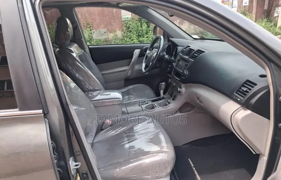 Toyota Highlander 2013 Gray