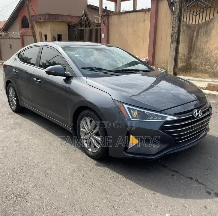 Hyundai Elantra 2020 Gray