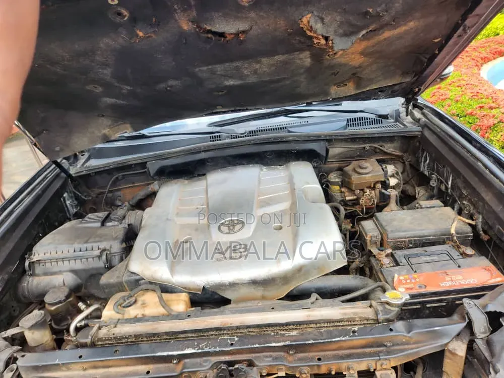 Toyota Land Cruiser Prado 2011 Black