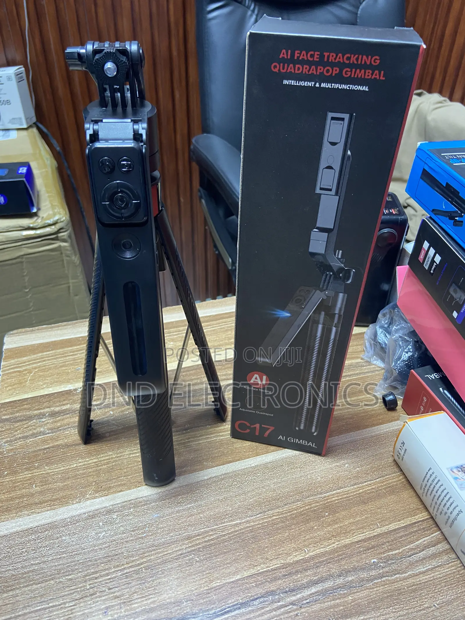C17 Ai Face Tracking Quadrapod Gimbal 