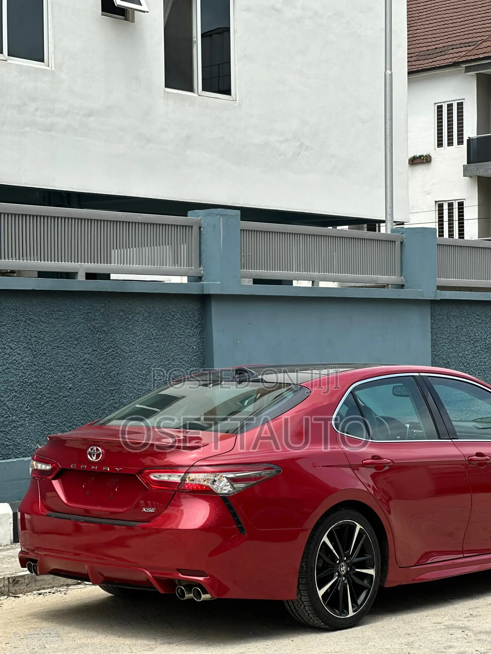 Toyota Camry XSE V6 2021 Red