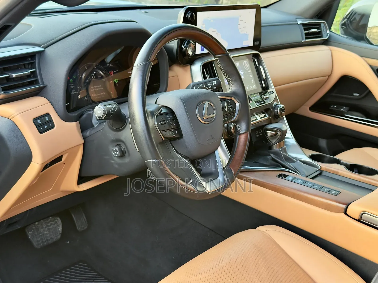Lexus LX 600 2024 Gray