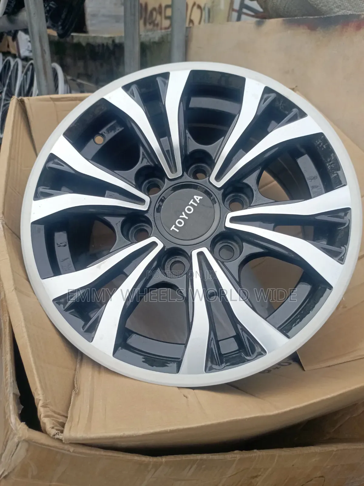15inches for Toyota Haice Newer Model 2024 Now Available