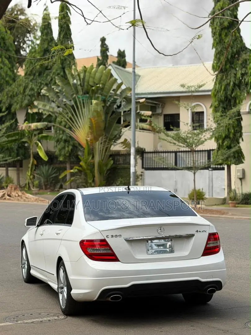 Mercedes-Benz C300 Luxury 4Matic Sedan AWD (3.5L 6cyl 7A) 2013 White