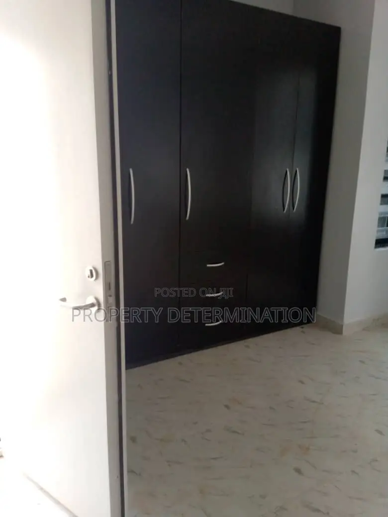 3bdrm Duplex in Magodo for sale