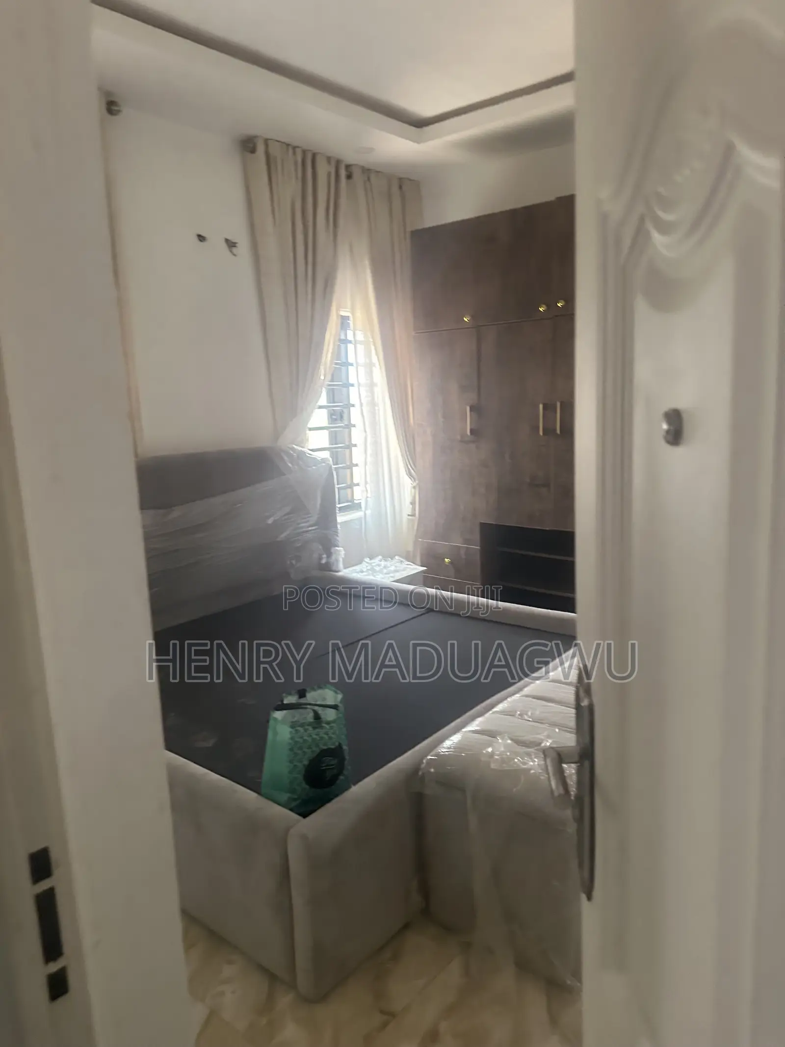 5bdrm Duplex in Shalom Estate, Sabon Lugbe for sale
