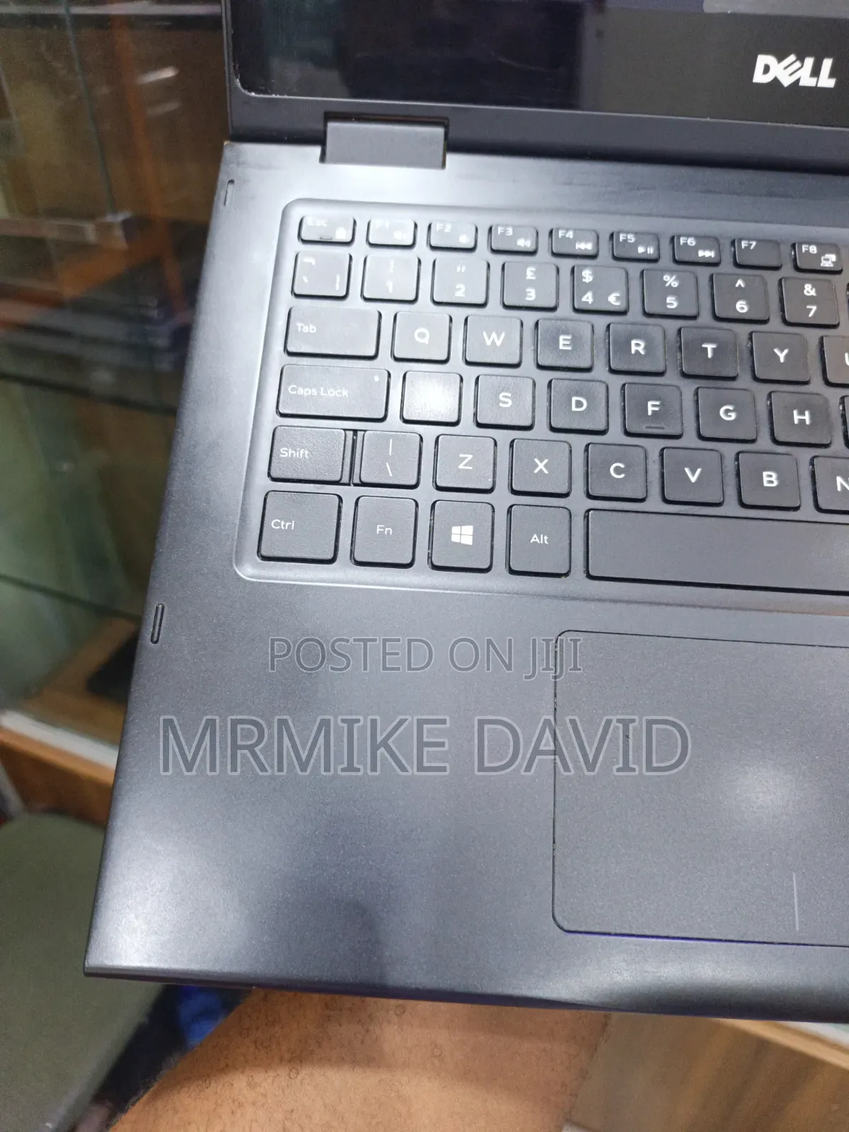 Laptop Dell Latitude 3390 2-in-1 8GB Intel Core i5 SSD 256GB