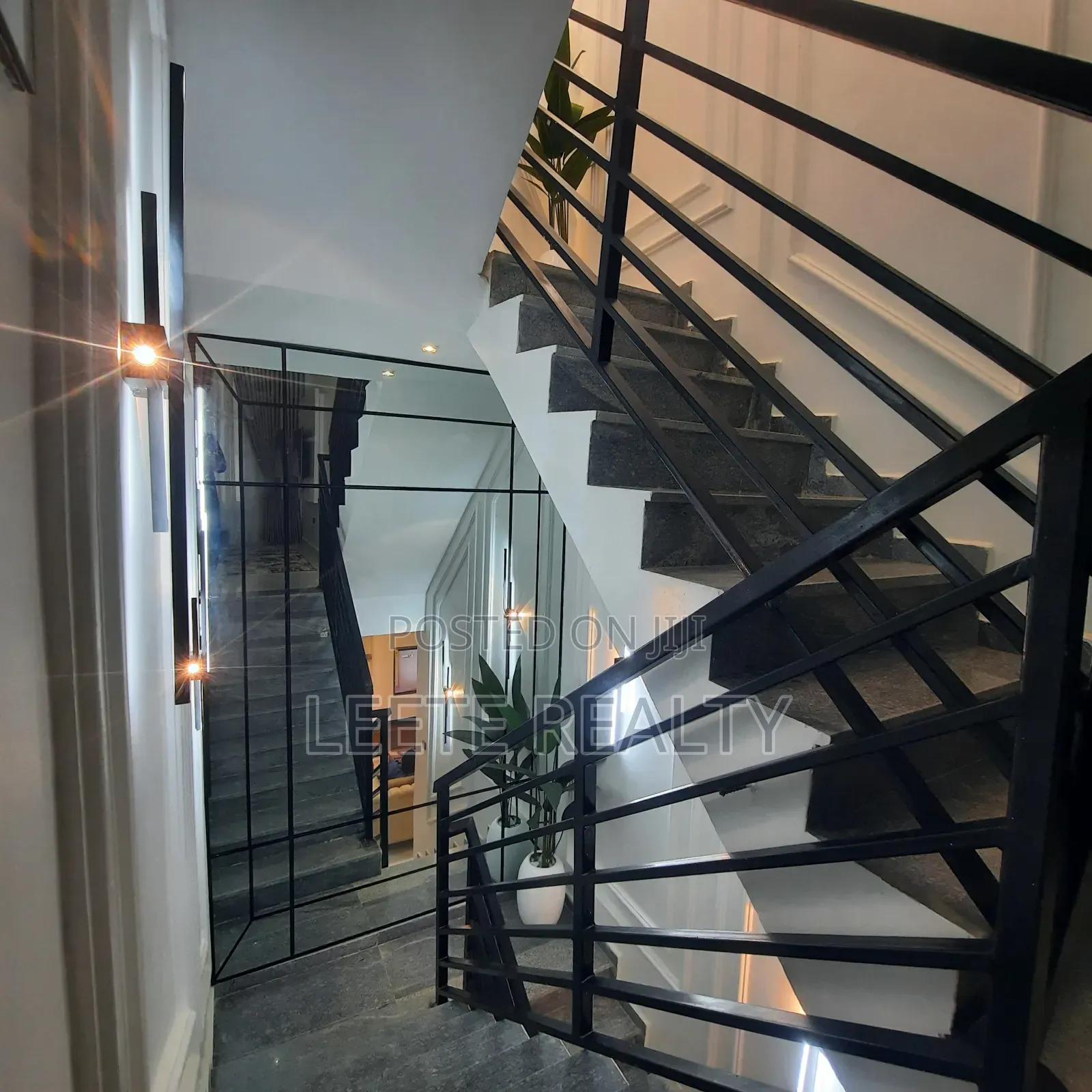 Furnished 4bdrm Townhouse/Terrace in Apo Resettlement for sale