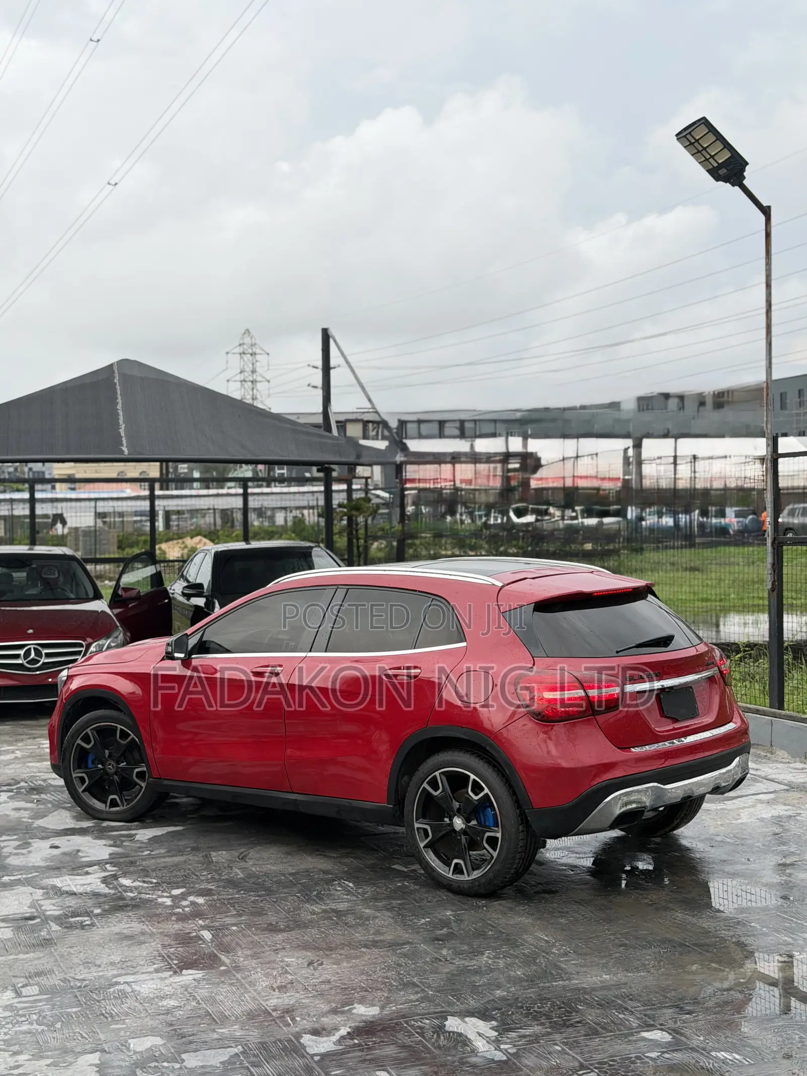 Mercedes-Benz GLA 250 2018 Red