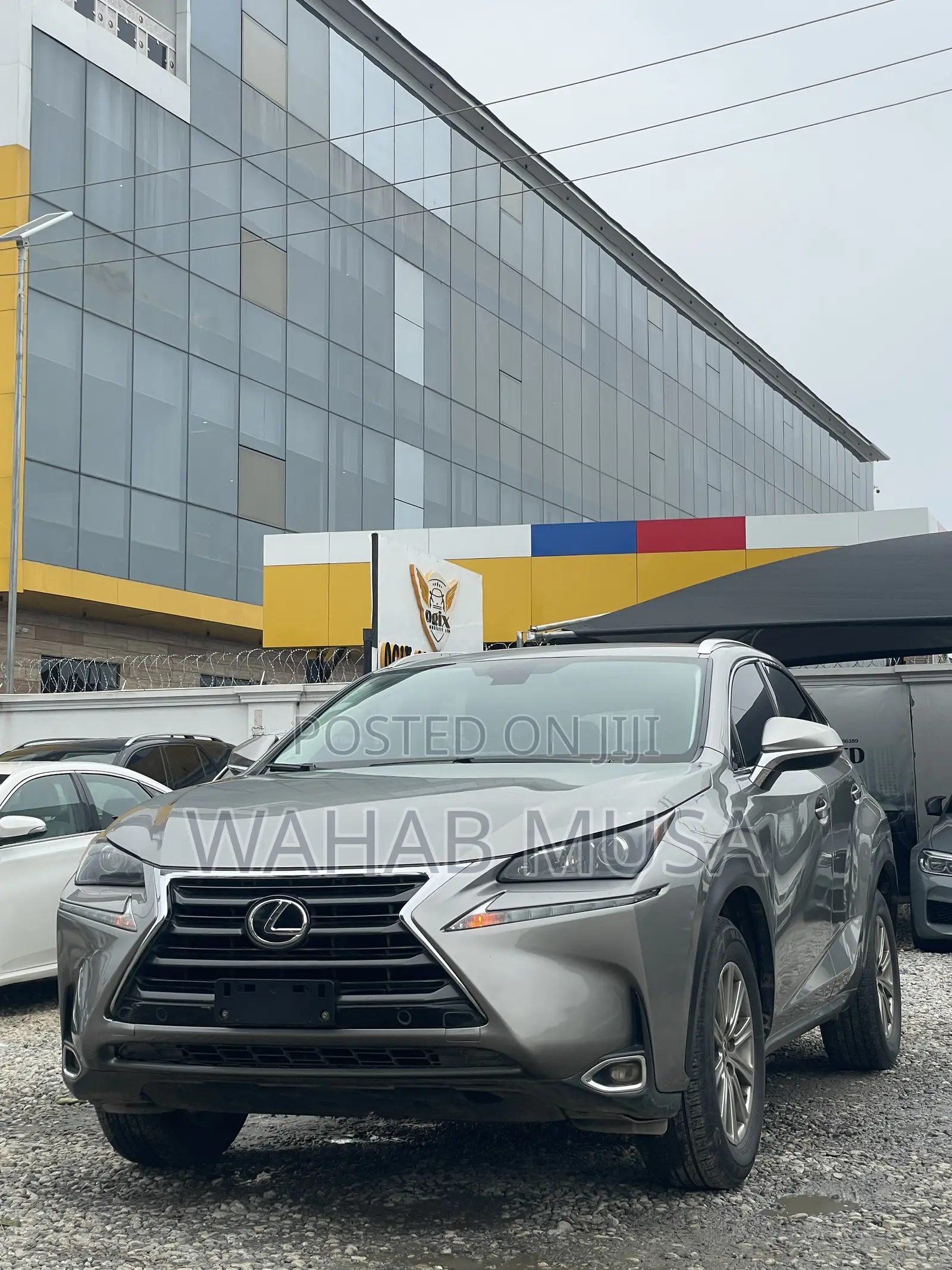 Lexus NX 2017 Silver
