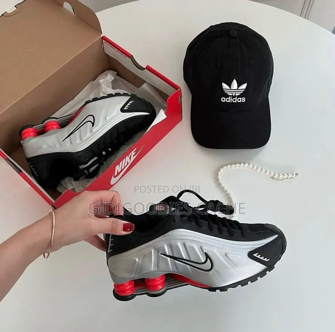 Unisex Nike Shox R4 Metallic Silver Red Sneakers Size 40-45