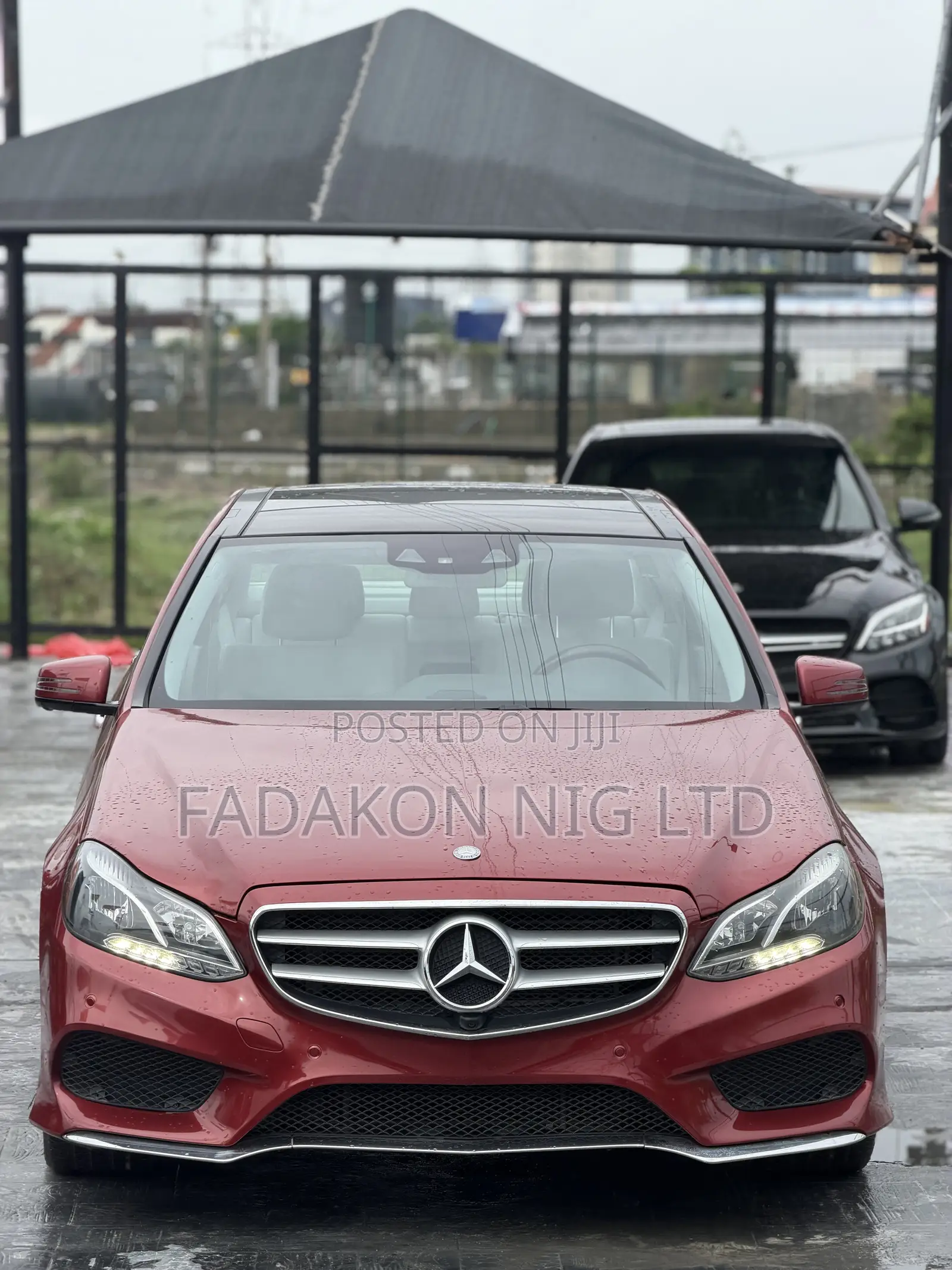 Mercedes-Benz E350 Base 4Matic Sedan AWD (3.5L 6cyl 7A) 2014 Red