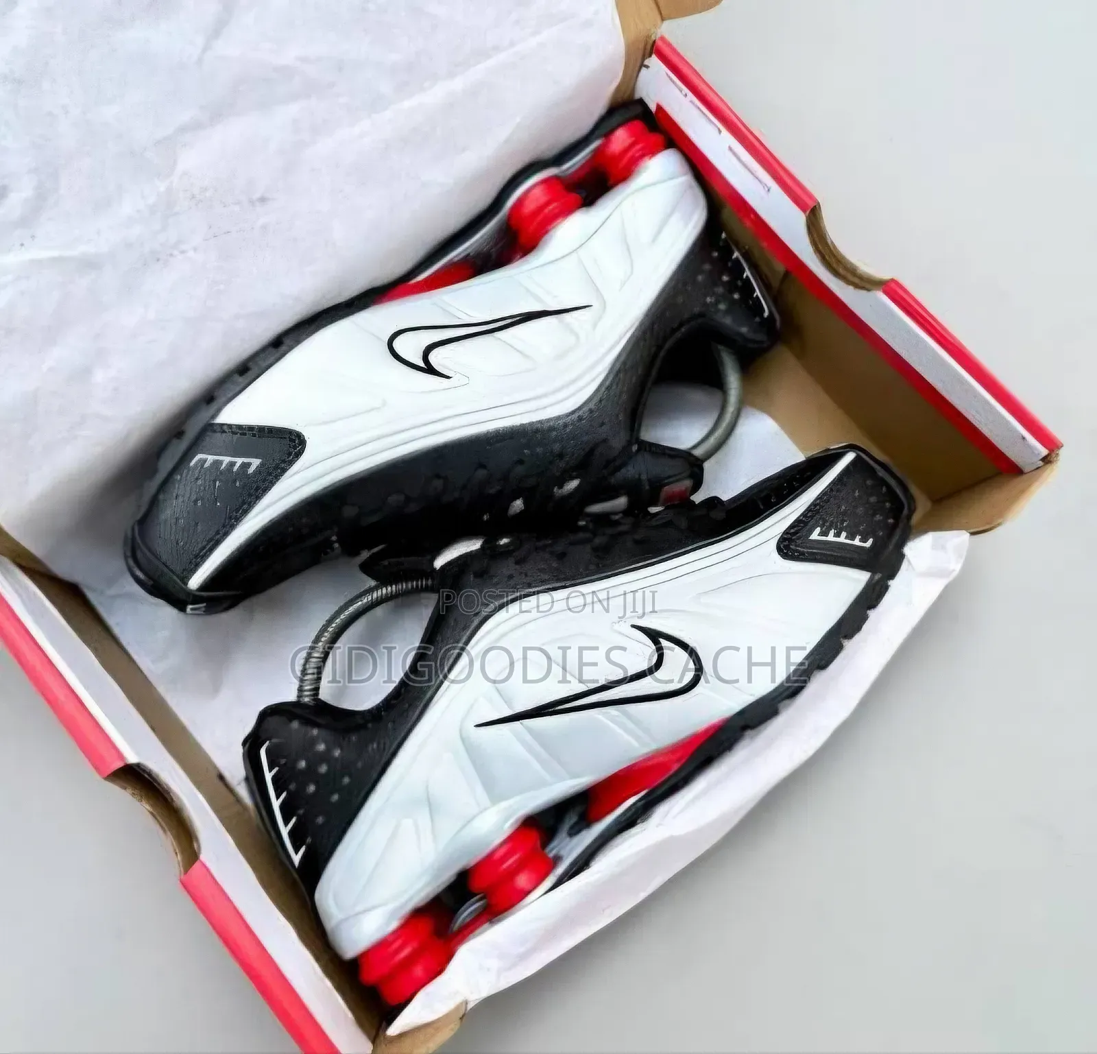 Unisex Nike Shox R4 Metallic Silver Red Sneakers Size 40-45