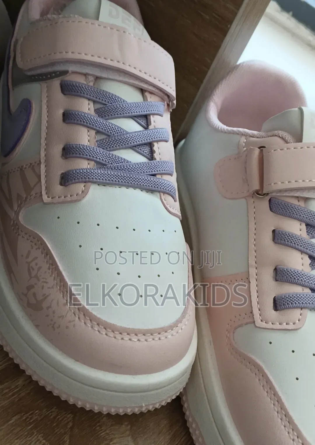 Ladies Sneakers