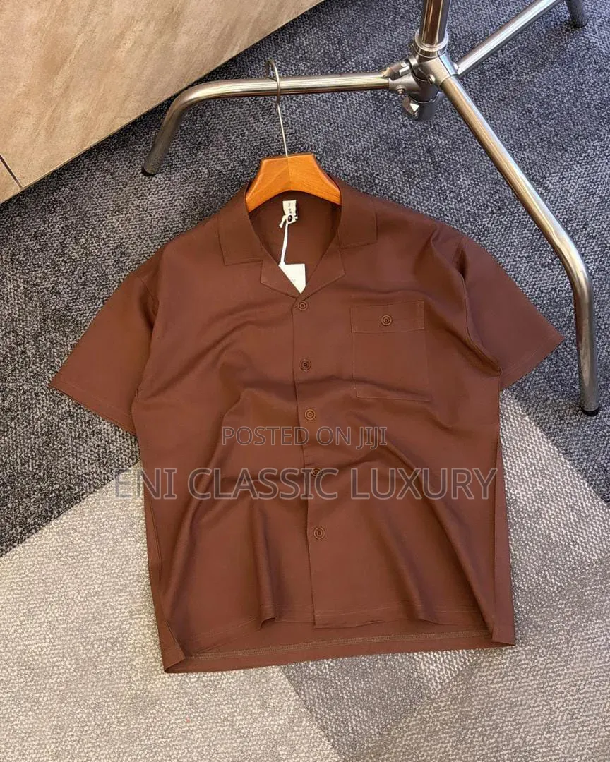 Top Notch Luxury Men Shirts Louis Vuitton Best Quality Well Branded