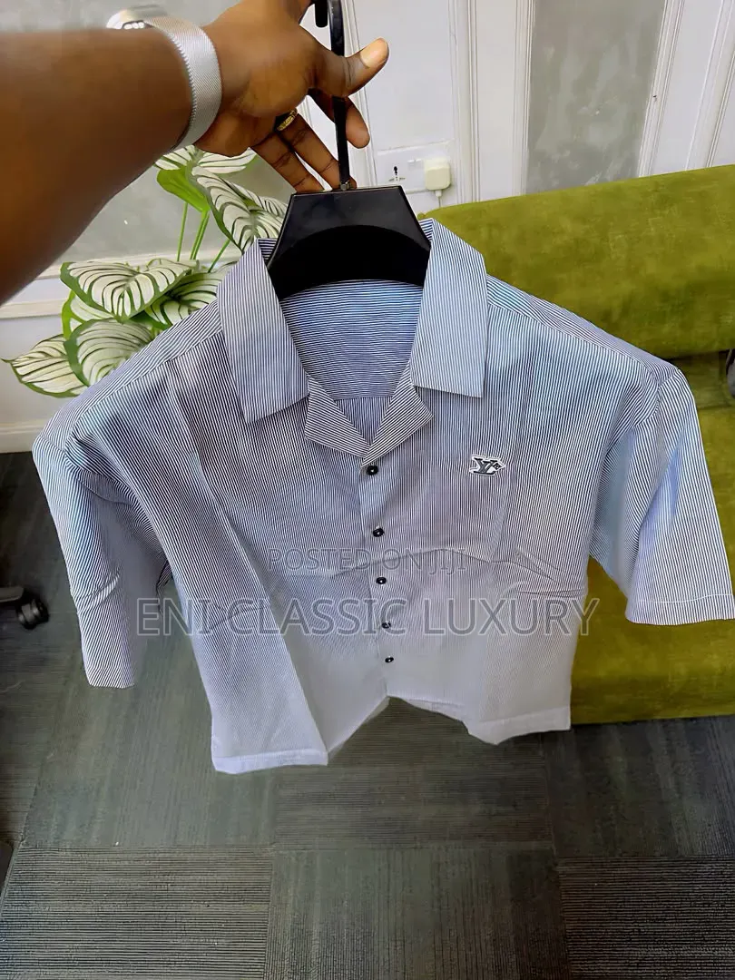 Top Notch Luxury Men Shirts Louis Vuitton Best Quality Well Branded