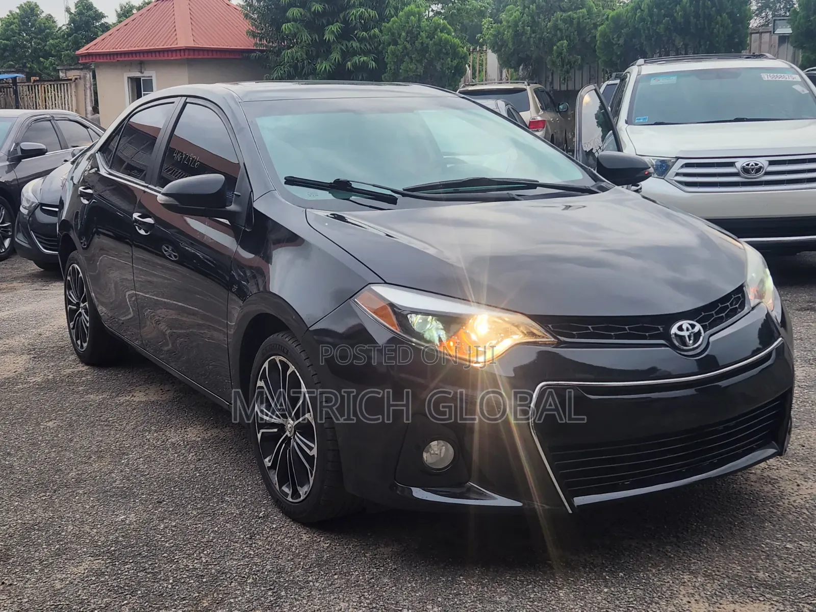 Toyota Corolla S Premium 4dr Sedan (1.8L 4cyl CVT) 2015 Black
