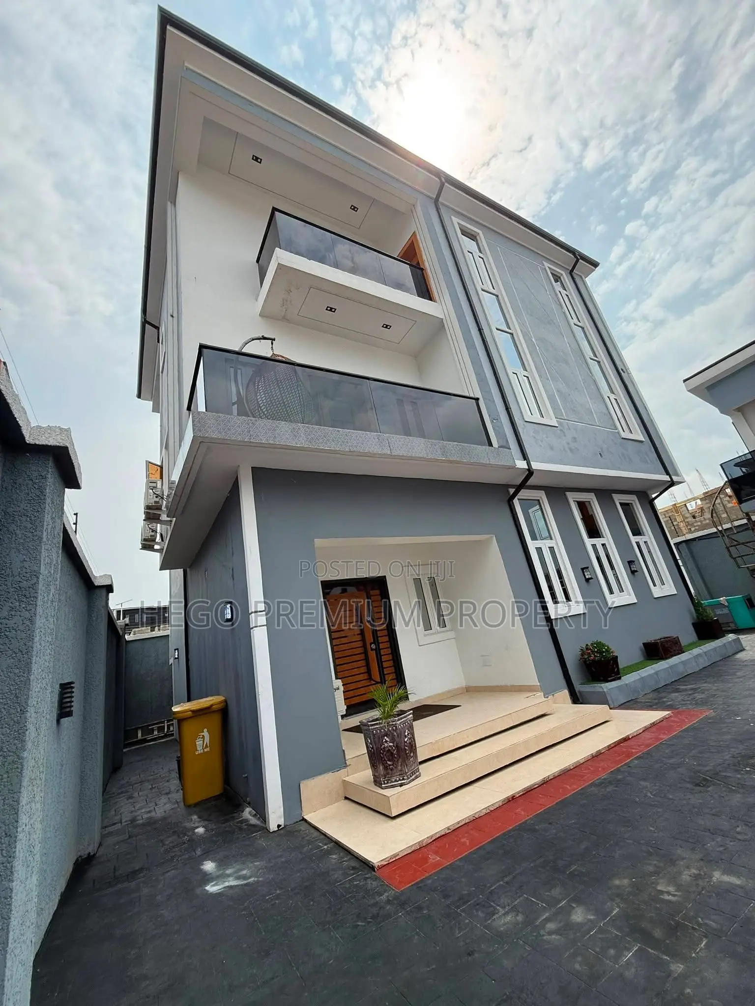 Furnished 4bdrm Duplex in Estate, Okuru for sale