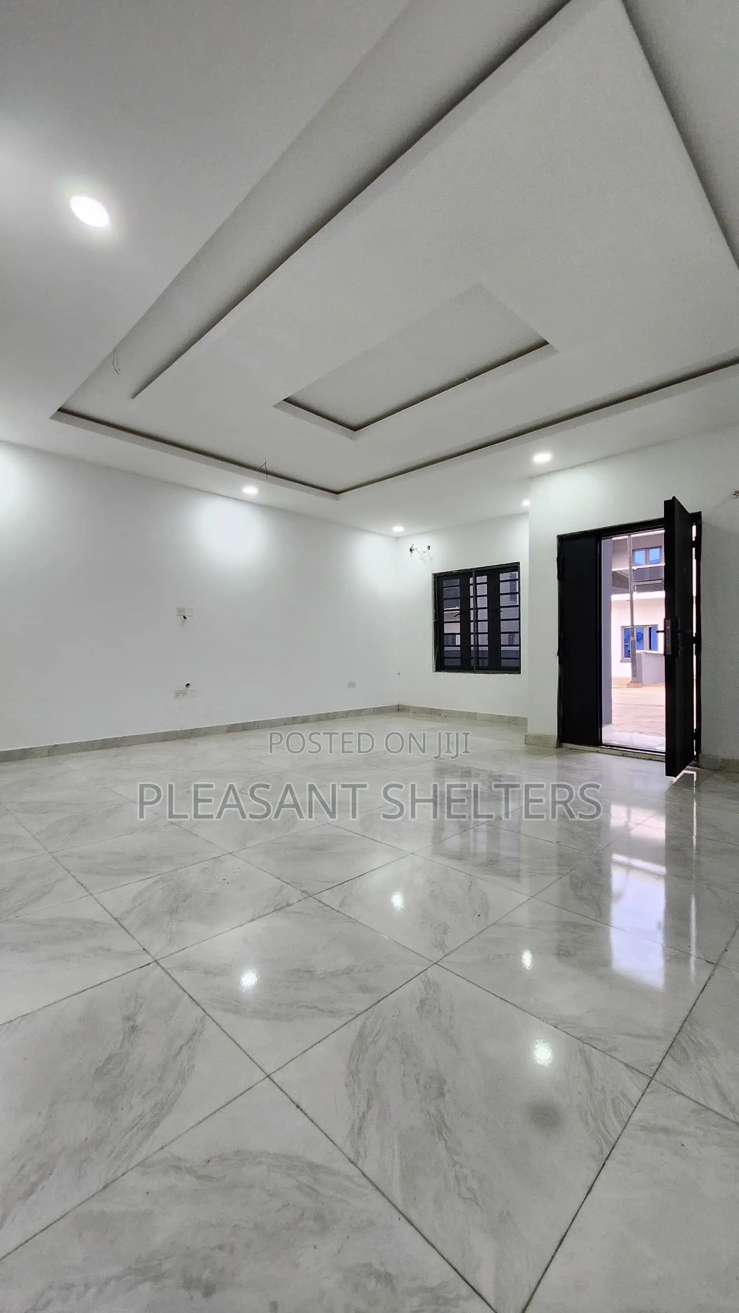 3bdrm Townhouse/Terrace in Queens Estate, Isheri North for sale