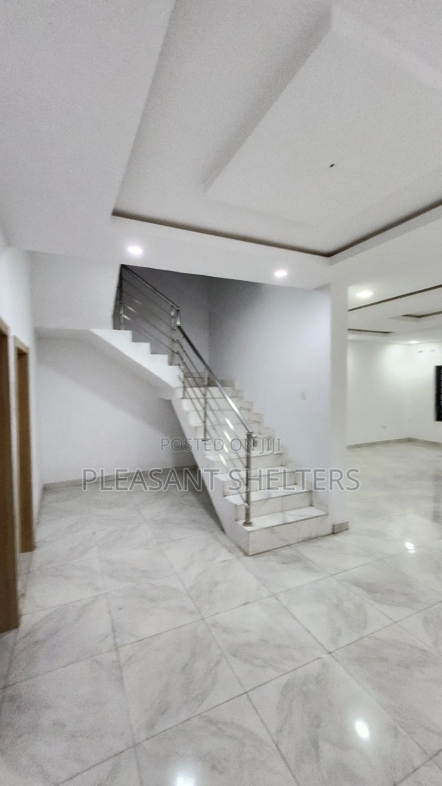 3bdrm Townhouse/Terrace in Queens Estate, Isheri North for sale