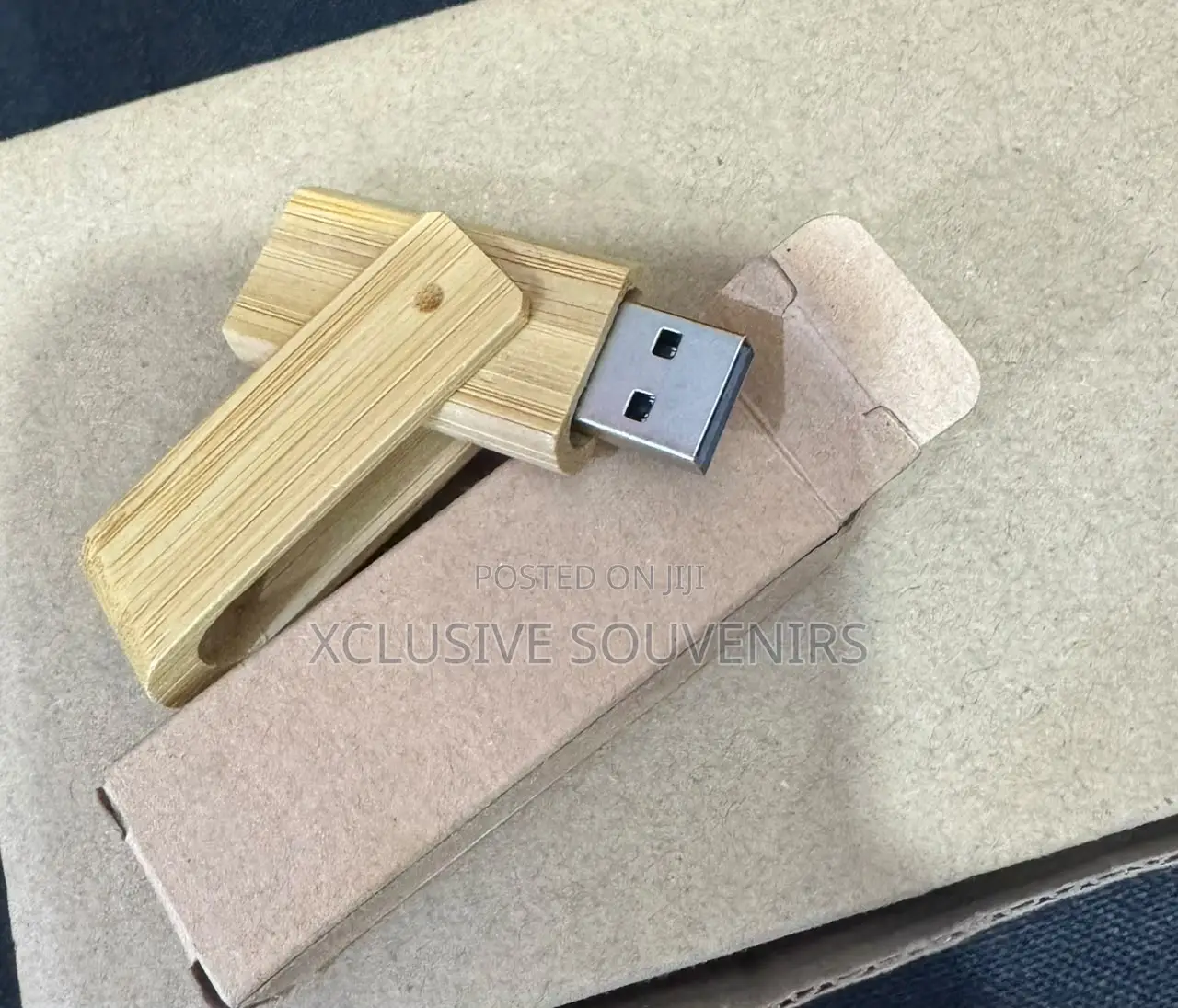 16gb Bamboo Swivel Fancy Design Usb Flash Drive