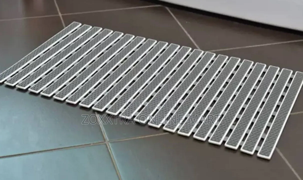 Non-Slip PVC Bathroom Floor Mat