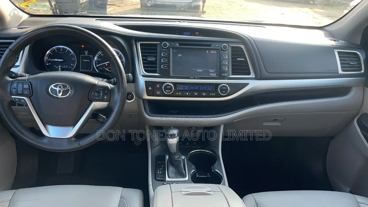 Toyota Highlander XLE 4dr SUV AWD (3.5L 6cyl 6A) 2015 Blue