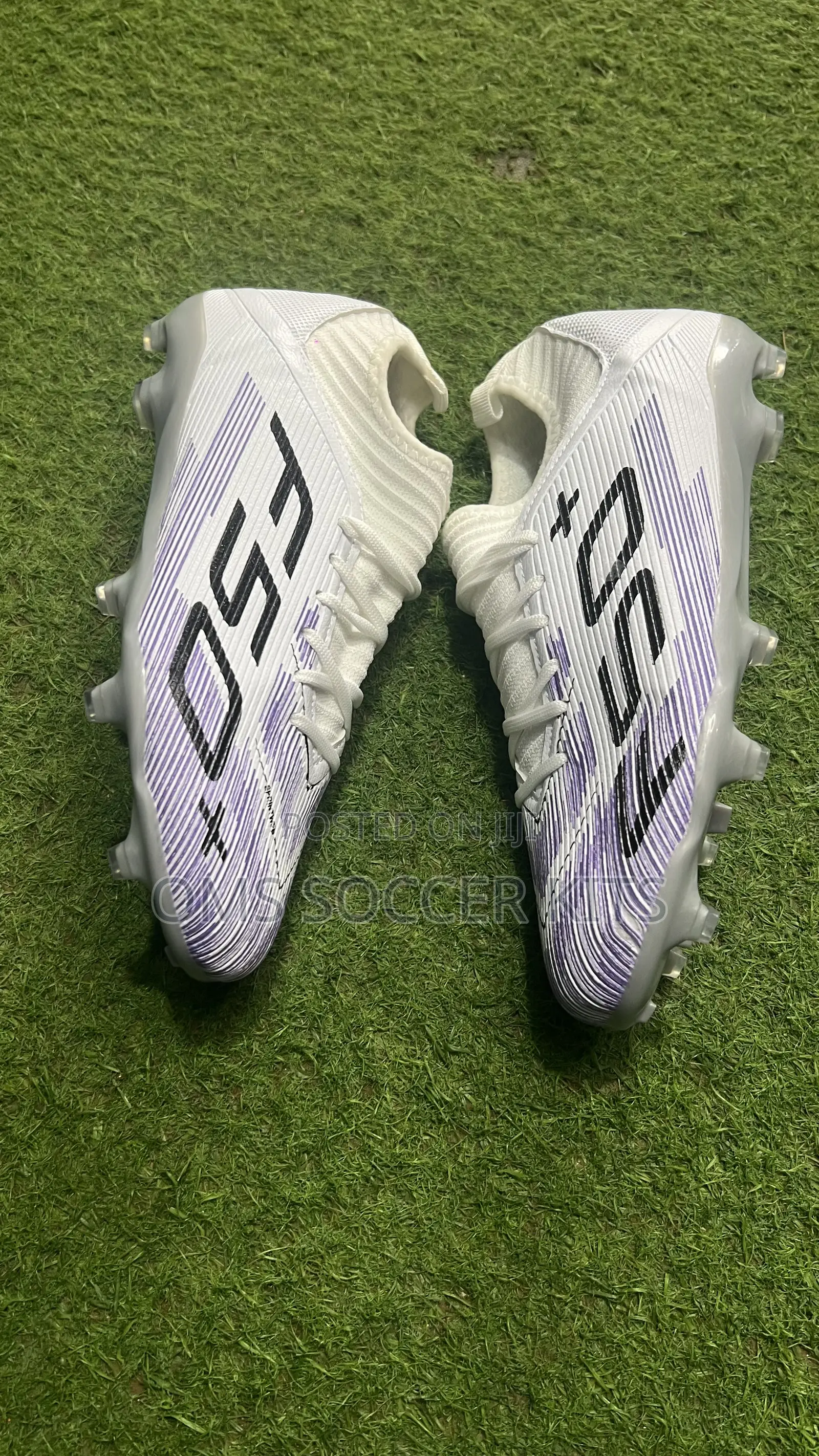 Adidas F50 Football Boot (White) (45)