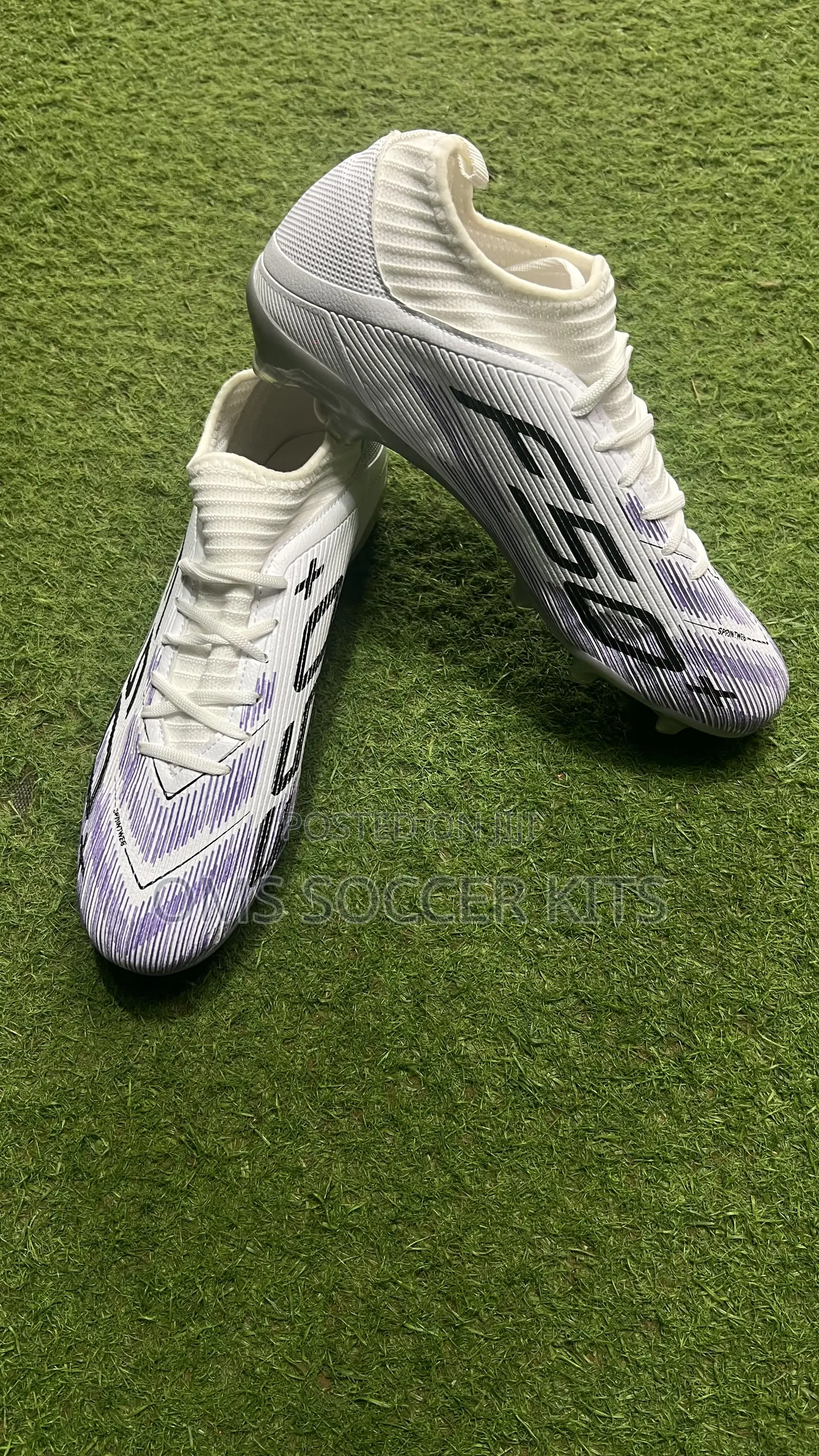 Adidas F50 Football Boot (White) (45)