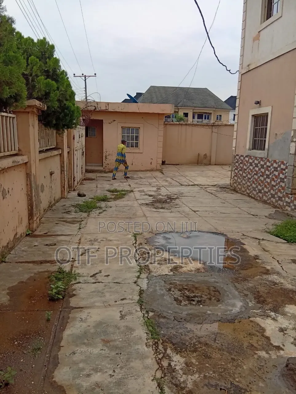 2bdrm Block of Flats in Fo1, Kubwa for sale