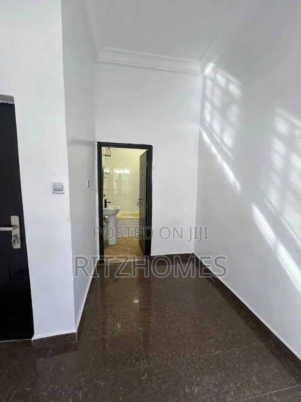 1bdrm Apartment in Agungi for rent
