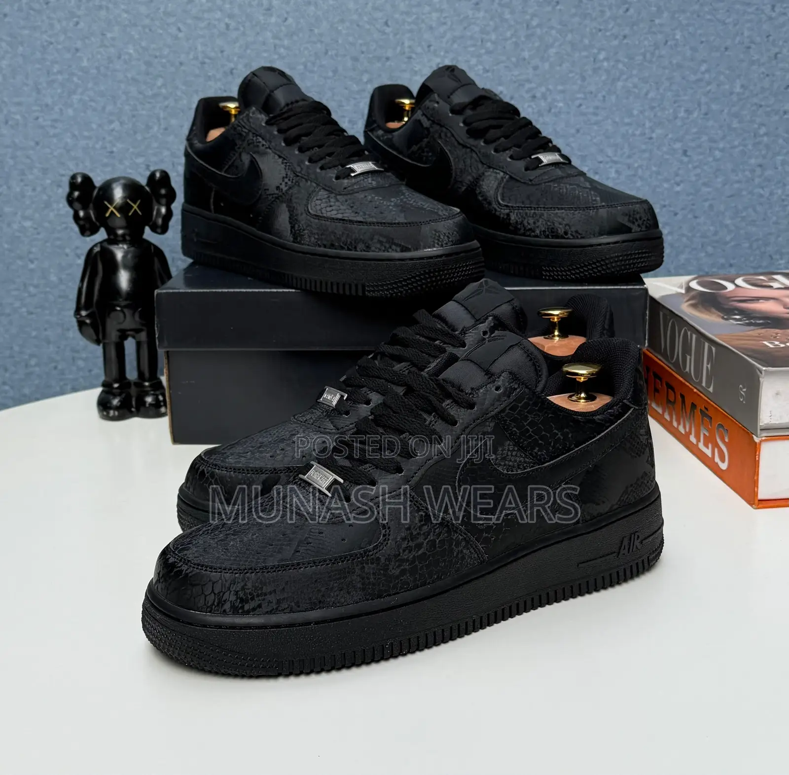 Nike Black Wolfe 40-46
