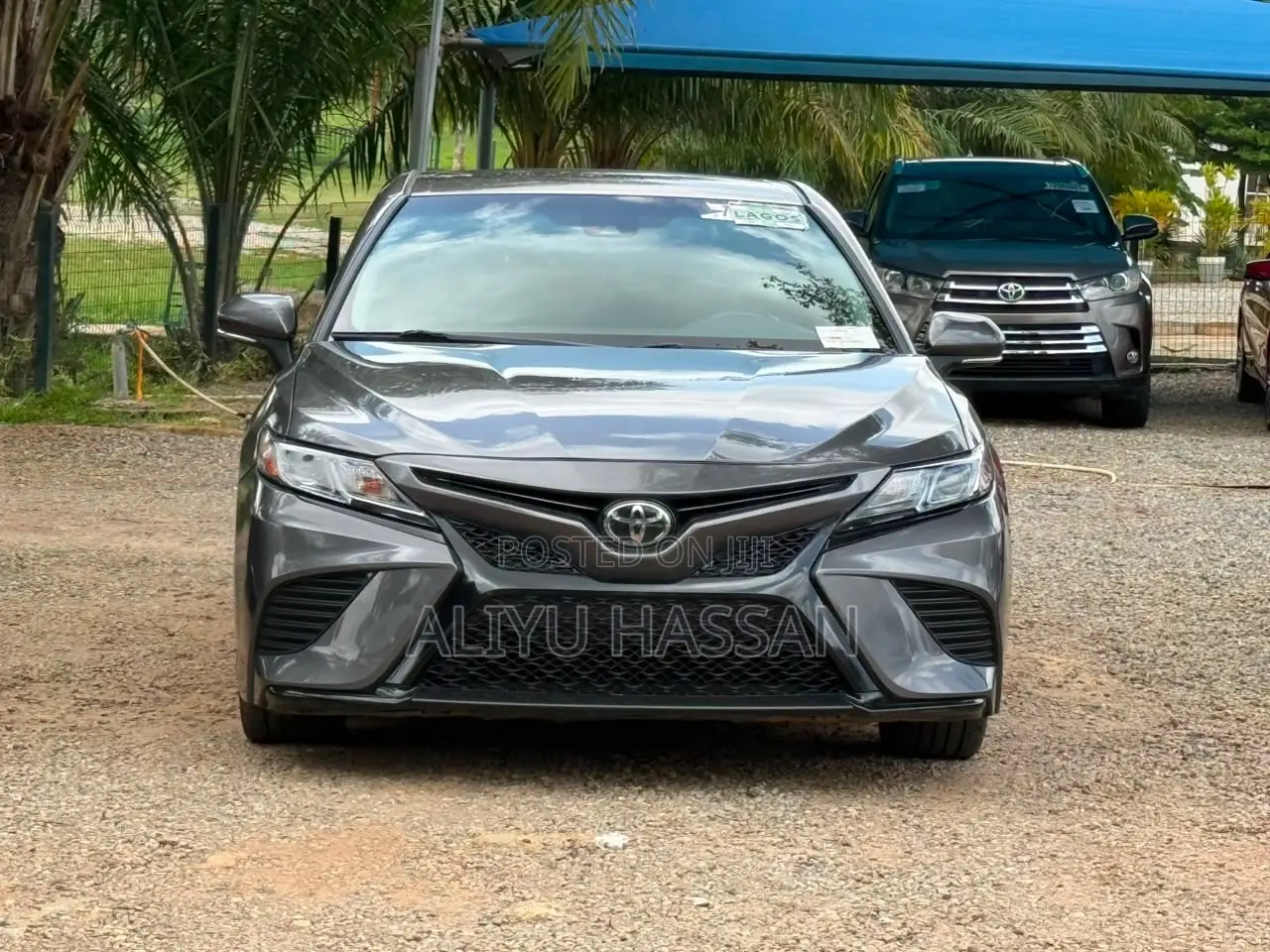 Toyota Camry 2018 Gray