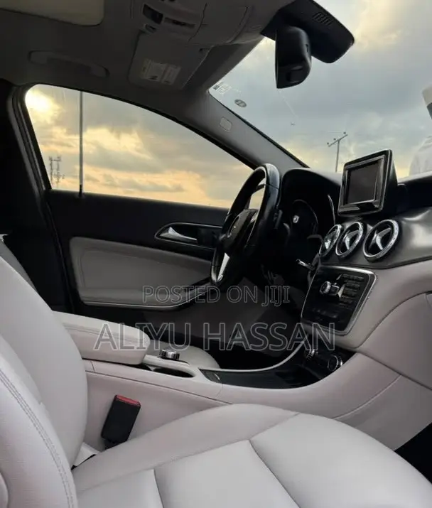 Mercedes-Benz GLA 250 2015 Gray