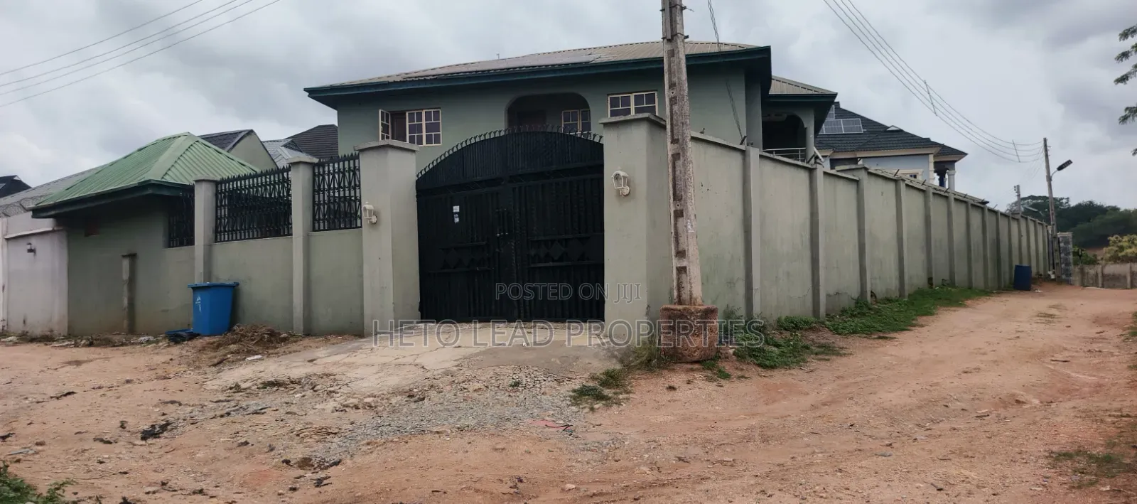 5bdrm Duplex in Dr Tunde Ali, Eleyele for sale