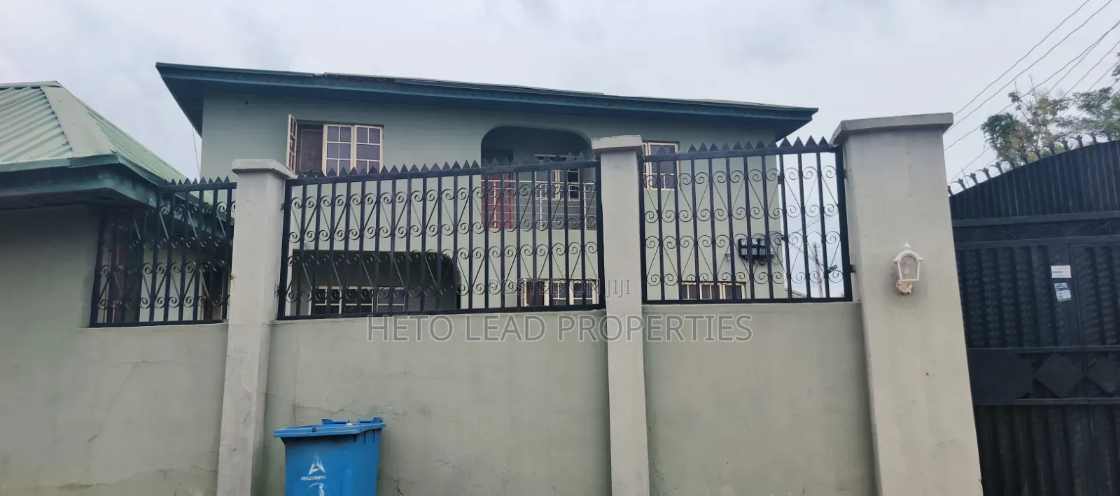 5bdrm Duplex in Dr Tunde Ali, Eleyele for sale