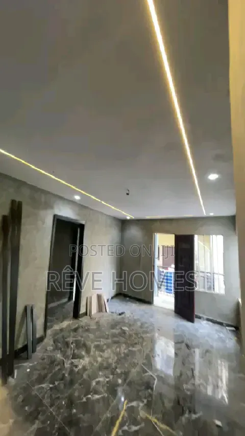 2bdrm Block of Flats in Shomolu / Shomolu for rent