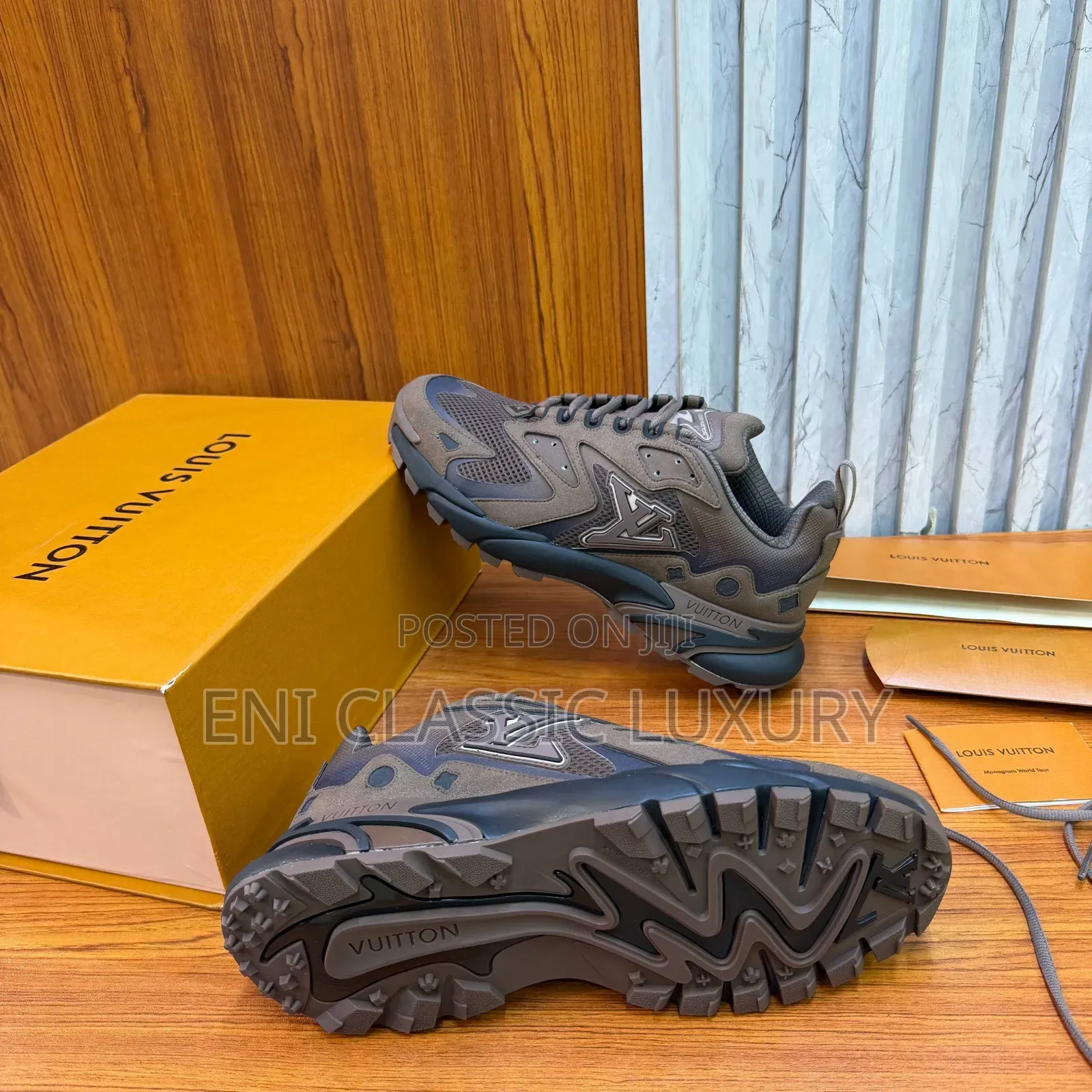 Top Notch Luxury Men Sneakers Louis Vuitton Best Quality Well Branded