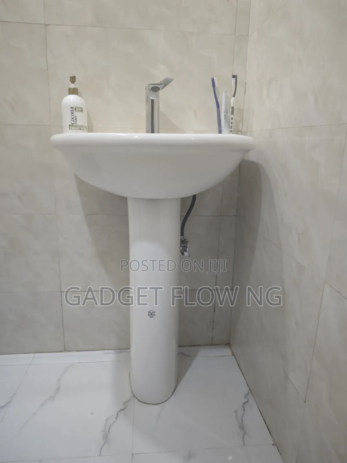 Original Sweet Home and Twyford Pedestal