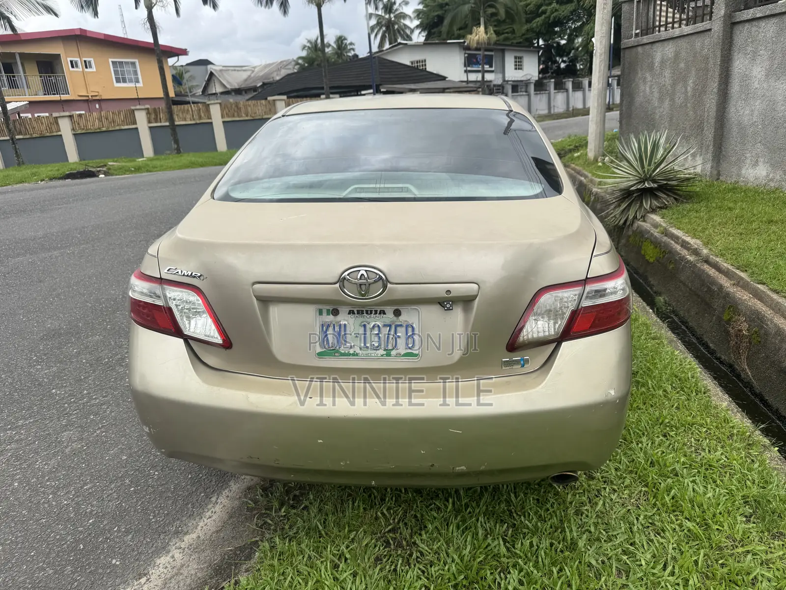 Toyota Camry Hybrid 2009 Gold