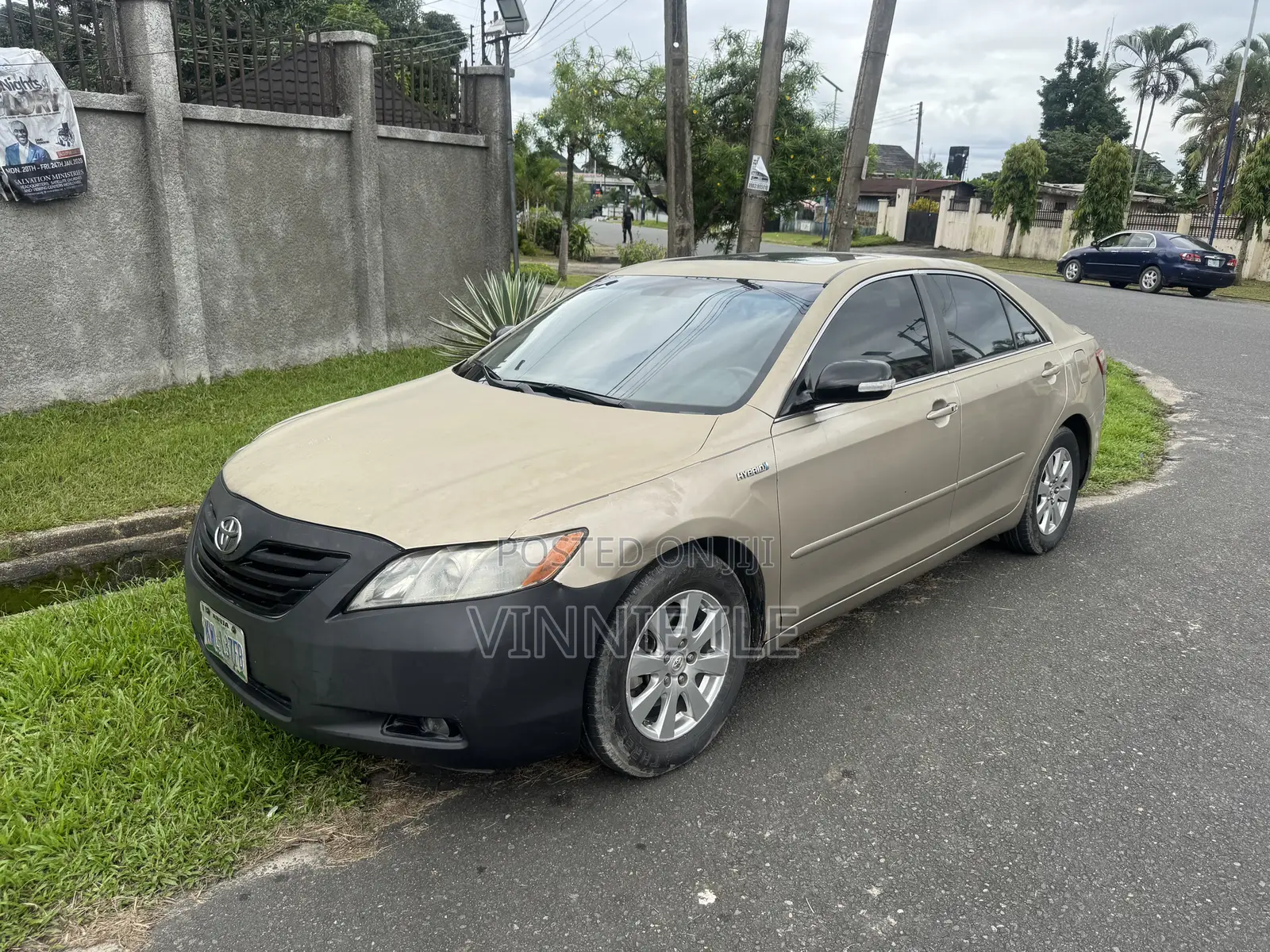 Toyota Camry Hybrid 2009 Gold