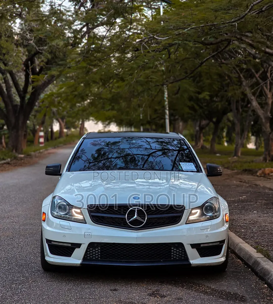 Mercedes-Benz C63 2013 White