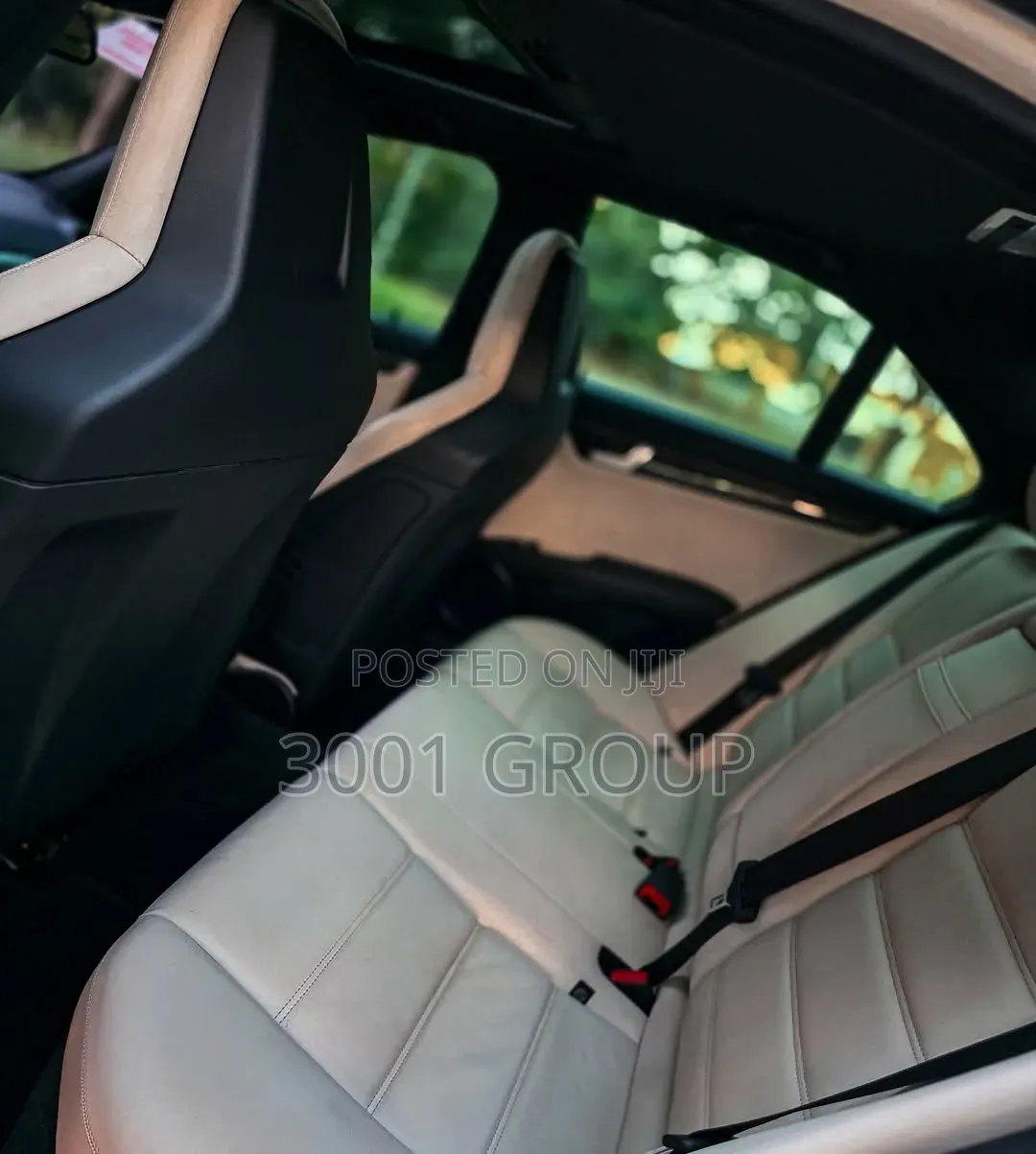 Mercedes-Benz C63 2013 White