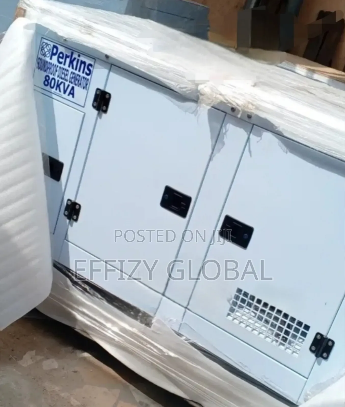 Heavy-Duty 80kva Perkins Soundproof Diesel Generator(England)