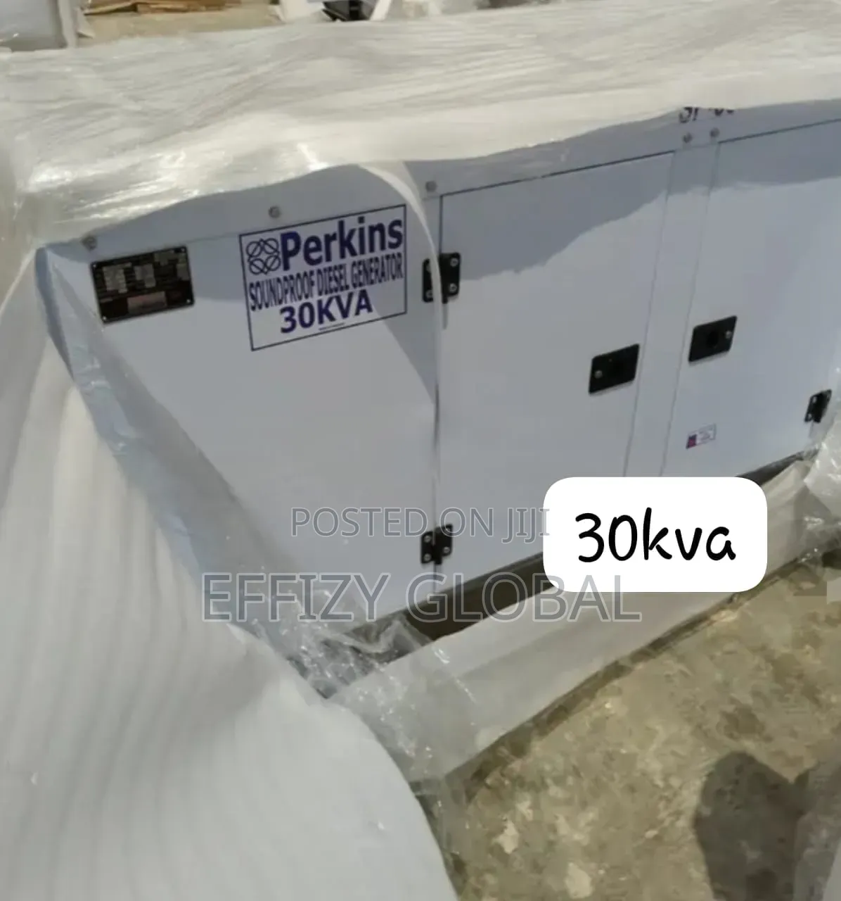 Heavy-Duty Perkins 30kva Soundproof Diesel Generator (England)