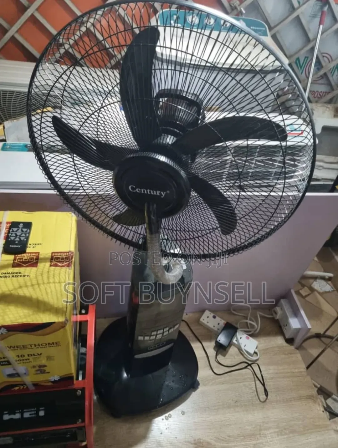 18" Century Mist Fan