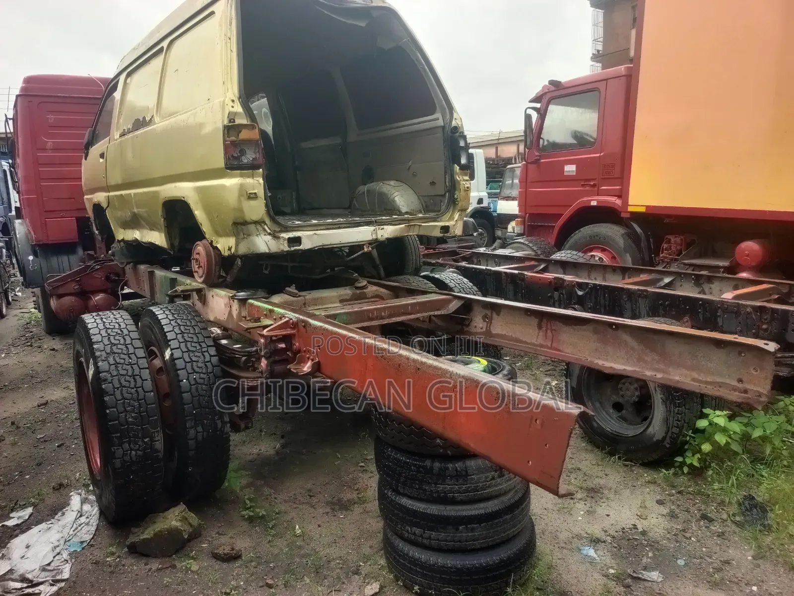 Mercedes Benz 1217 Truck (Cab and Chassis) Foreign Used